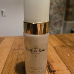 Premier Trésor Rare Makeup Primer - White and Gold